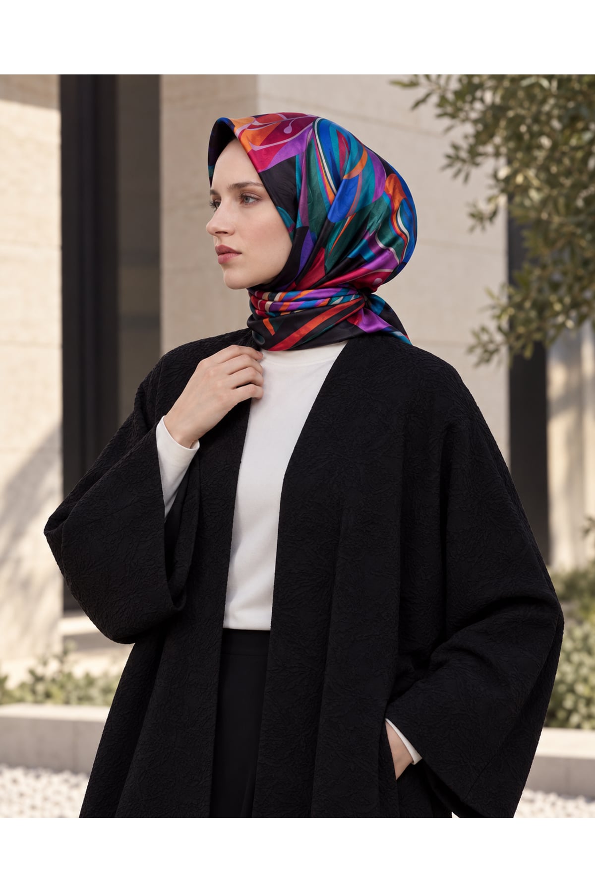 Vera Etnik İpek Eşarp 90x90 - Fuşya — görsel 2