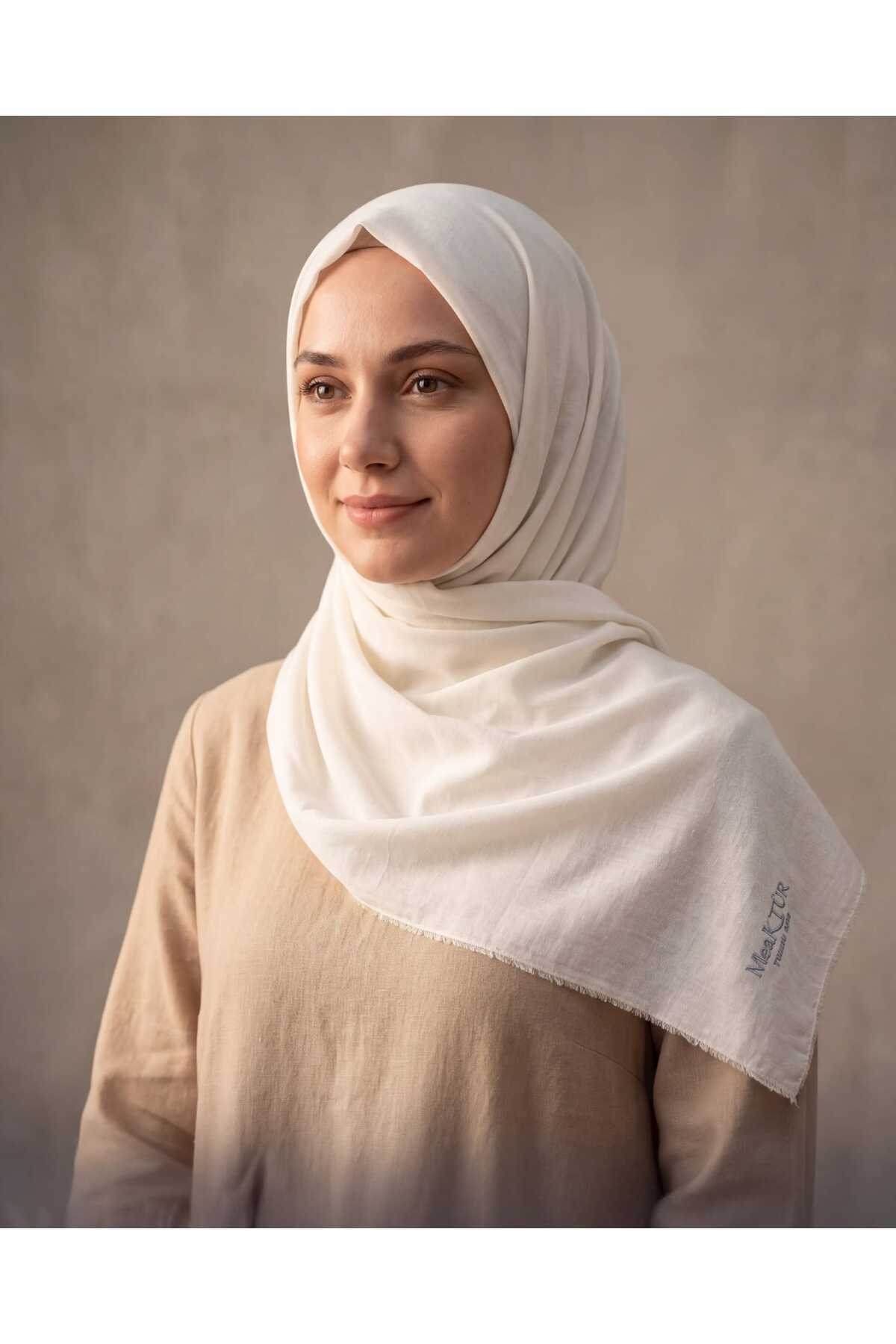 Vera Çiçekli Eşarp - Beyaz